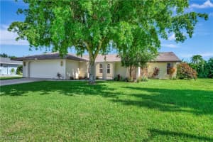 2377 Outrigger Lane, NAPLES, FL 34104 Sold 10/02/24