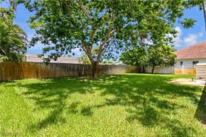 2855 10th Street, NAPLES, FL 34103 Sold 12/06/24