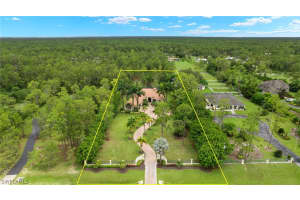 3390 7th Avenue, NAPLES, FL 34120 Sold 09/17/24
