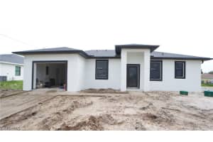 2500 27th Street, Lehigh Acres, FL 33971 Sold 11/05/24