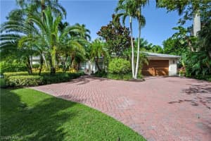 1303 Wahoo Court, Naples, FL 34102 - MLS#224060076