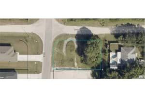 8886 104th Avenue, VERO BEACH, FL 32967 Sold 11/06/24
