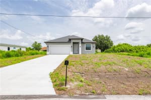 3028 39th Street, LEHIGH ACRES, FL 33976 Sold 12/05/24