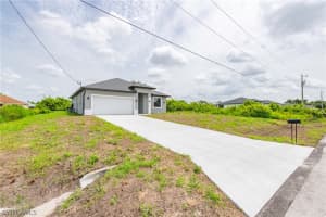3028 39th Street, LEHIGH ACRES, FL 33976 Sold 12/05/24