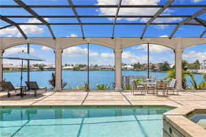 872 Inlet Drive, Marco Island, FL 34145 Sold 03/19/25