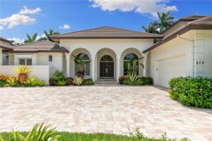 872 Inlet Drive, Marco Island, FL 34145 Sold 03/19/25