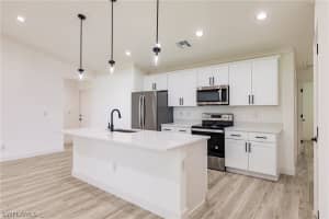 213 5th Street, Cape Coral, FL 33993 Sold 06/11/25