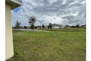 10501 Crossback Lane, Lehigh Acres, FL 33936 Sold 04/15/25