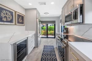 517 Beachwalk Circle, NAPLES, FL 34108 Sold 10/01/24