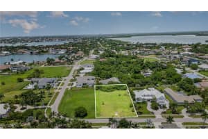 1820 Inlet Drive, Marco Island, FL 34145 Sold 01/17/25