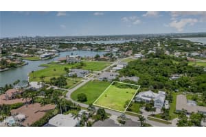 1820 Inlet Drive, Marco Island, FL 34145 Sold 01/17/25