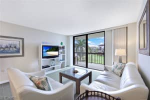 601 Seaview Court, MARCO ISLAND, FL 34145 Sold 08/30/24