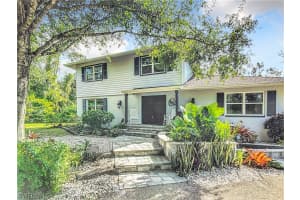 15711 Anderson Ln, Fort Myers
