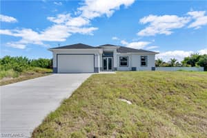 475 Raymer ST, LEHIGH ACRES, FL 33974 Sold 09/20/24