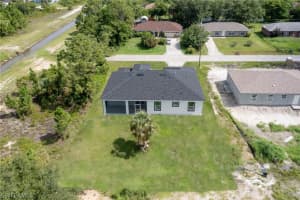 3211 12th Street, Lehigh Acres, FL 33971 - MLS#224061364