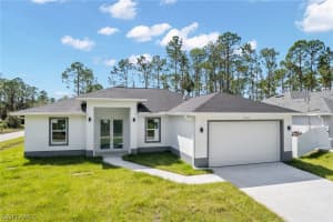 6131 Laurelwood Drive, FORT MYERS, FL 33905 Sold 12/11/24