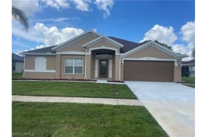 4601 Varsity Circle, LEHIGH ACRES, FL 33971 Sold 03/19/25