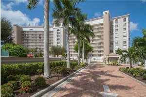 13105 Vanderbilt Drive, NAPLES, FL 34110 Sold 08/21/24