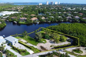 27495 Big Bend Road, BONITA SPRINGS, FL 34134 Sold 08/15/25