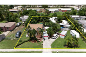 2105 Carrell Road, Fort Myers, FL 33901 - MLS#224061946