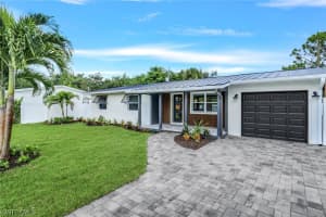 975 22nd Avenue, Naples, FL 34103 - MLS#224062205