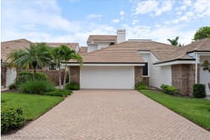 569 Park Shore Drive, Naples, FL 34103 - MLS#224062285