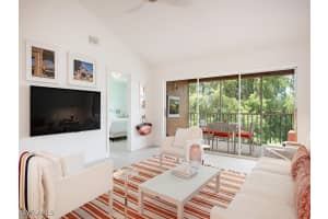 525 Saratoga Circle, Naples, FL 34104 Sold 12/02/24