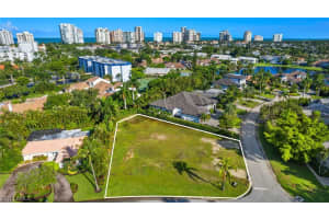 4103 Willowhead Way, NAPLES, FL 34103 Sold 09/15/25