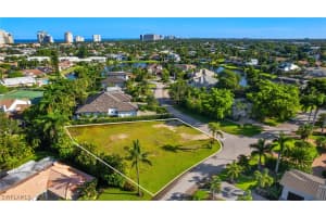 4103 Willowhead Way, NAPLES, FL 34103 Sold 09/15/25