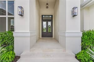 592 Pine Grove Lane, NAPLES, FL 34103 Sold 02/03/25