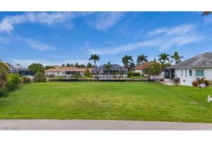 488 Capri Court, MARCO ISLAND, FL 34145 Sold 05/13/25
