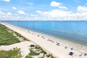 979 Gulf Drive, SANIBEL, FL 33957 Sold 11/07/24
