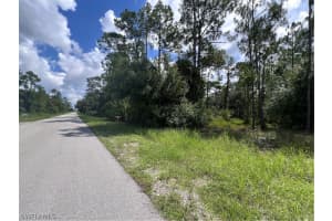 4301 10th Street, Lehigh Acres, FL 33972 - MLS#224062859