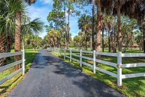 525 5th Street, NAPLES, FL 34120 Sold 01/31/25