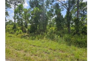 760 Oro Avenue, Lehigh Acres, FL 33974 - MLS#224063292