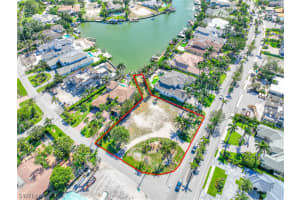 396 Mooring Line Drive, NAPLES, FL 34102 Sold 04/21/25