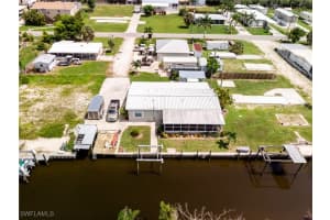 5200 Flamingo Drive, ST. JAMES CITY, FL 33956 Sold 05/22/25