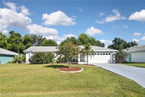 381 Strasburg Drive, Port Charlotte, FL 33954 Sold 02/25/25