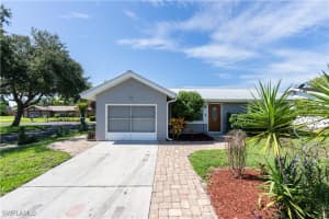 2005 Showboat Lane, LABELLE, FL 33935 Sold 11/25/24