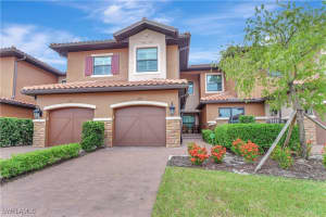 9637 Montelanico Loop 203, Naples