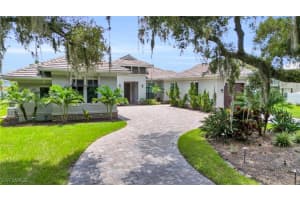 16460 Oakview Circle, ALVA, FL 33920 Sold 10/04/24