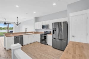 1038 Albany Court, NAPLES, FL 34105 Sold 11/26/24