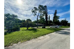 260 Rose Boulevard, NAPLES, FL 34119 Sold 06/20/25
