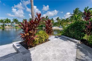 13453 Ladyfish Lane, Naples, FL 34114 - MLS#224064291