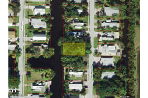 MLS# 224064360, Naples, Florida 34114