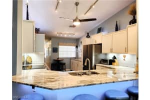 524 Lake Louise Circle, Naples, FL 34110 - MLS#224064377