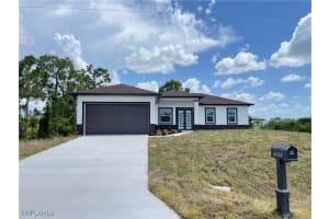 4215 25th Street, LEHIGH ACRES, FL 33976 Sold 09/23/24