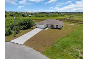 8027 Oakleaf Circle, LABELLE, FL 33935 Sold 09/11/24