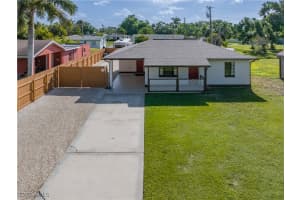 211 Crescent Lake Drive, NORTH FORT MYERS, FL 33917 Sold 09/09/24