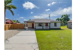 211 Crescent Lake Drive, NORTH FORT MYERS, FL 33917 Sold 09/09/24